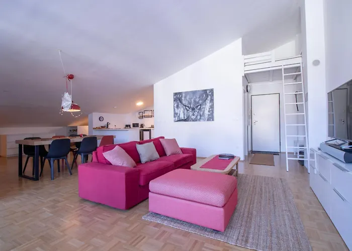 Bright Loft Near Διαμέρισμα Bohinj